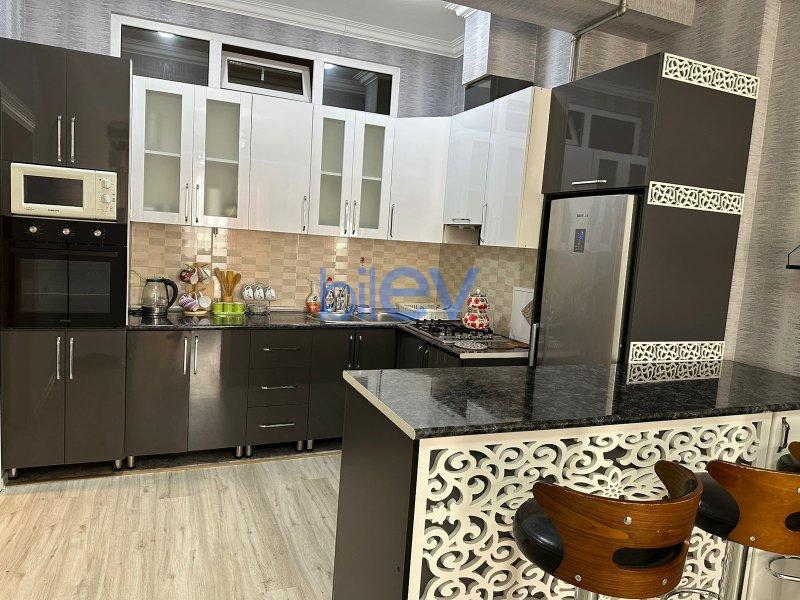 Aylıq Kirayə 3 otaqlı Yeni Tikili bina evi  100m², Bakı