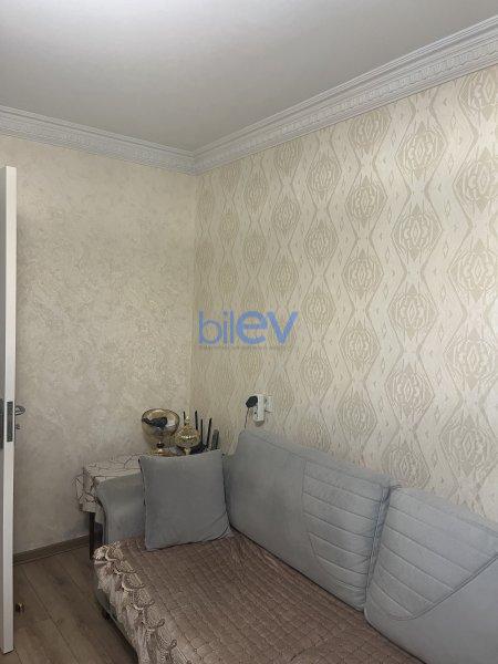Satış 3 otaqlı Köhnə Tikili bina evi  75m², Bakı