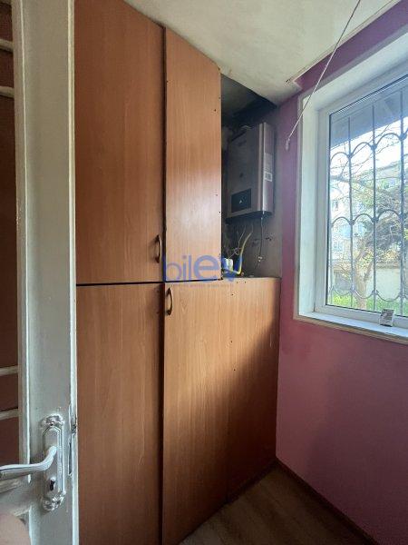 Satış 3 otaqlı Köhnə Tikili bina evi  75m², Bakı