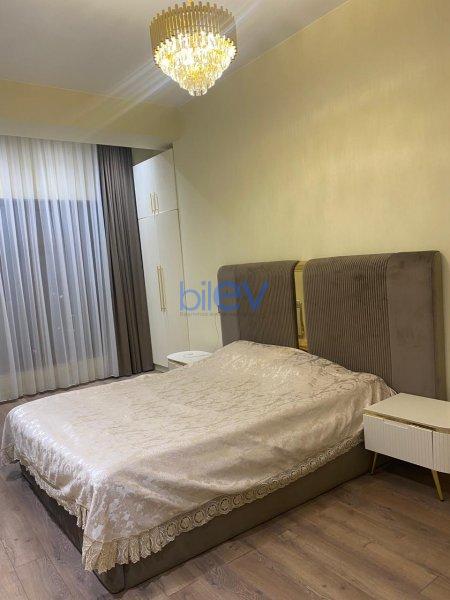 Aylıq Kirayə 3 otaqlı Yeni Tikili bina evi  100m², Bakı