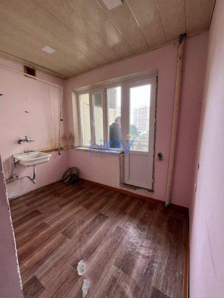 Satış 1 otaqlı Köhnə Tikili bina evi  33m², Bakı