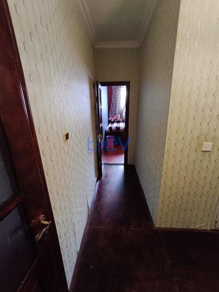 Satış 3 otaqlı Köhnə Tikili bina evi  73m², Bakı