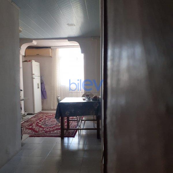 Satış 4 otaqlı Köhnə Tikili  90m², Bakı