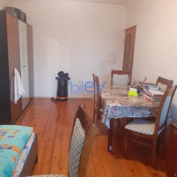 Satış 4 otaqlı Köhnə Tikili  90m², Bakı