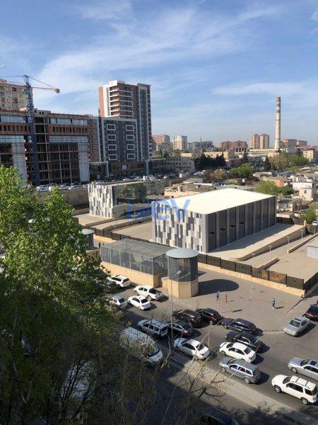 Satış 2 otaqlı Köhnə Tikili bina evi  58m², Bakı