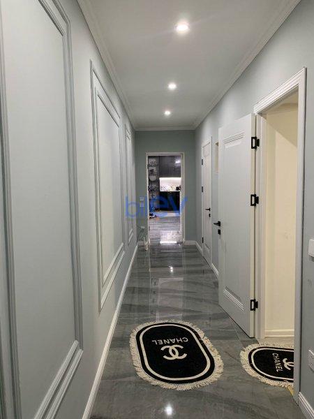 Satış 7 otaqlı Həyət evi  300m², Bakı