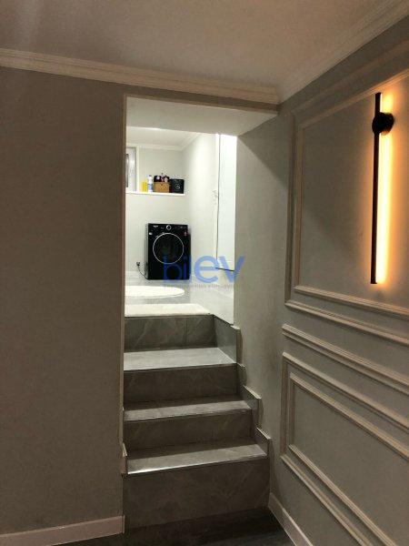 Satış 7 otaqlı Həyət evi  300m², Bakı
