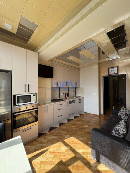 Aylıq Kirayə 2 otaqlı Yeni Tikili bina evi  100m², Bakı