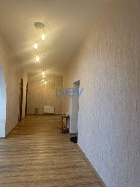 Aylıq Kirayə 4 otaqlı Yeni Tikili bina evi  200m², Bakı