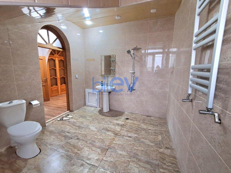 Aylıq Kirayə 4 otaqlı Yeni Tikili bina evi  200m², Bakı