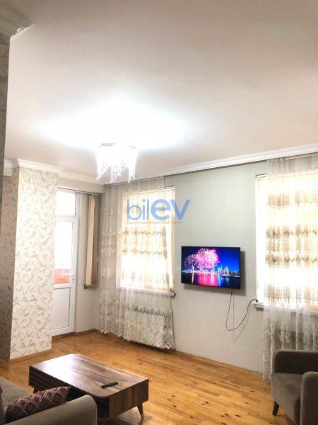 Aylıq Kirayə 3 otaqlı Yeni Tikili bina evi  106m², Bakı