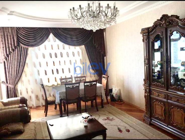 Aylıq Kirayə 2 otaqlı Yeni Tikili bina evi  79m², Bakı
