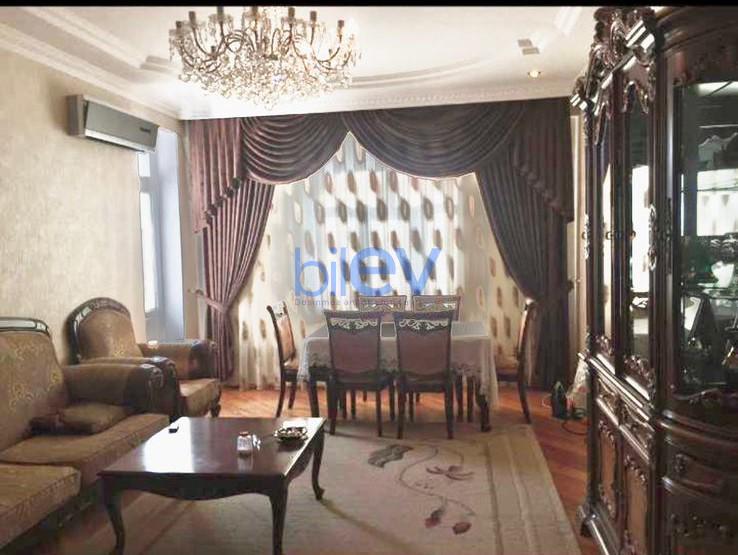 Aylıq Kirayə 2 otaqlı Yeni Tikili bina evi  79m², Bakı