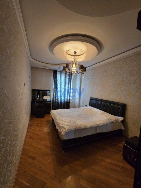 Aylıq Kirayə 2 otaqlı Yeni Tikili bina evi  91m², Bakı