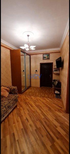 Aylıq Kirayə 2 otaqlı Yeni Tikili bina evi  90m², Bakı