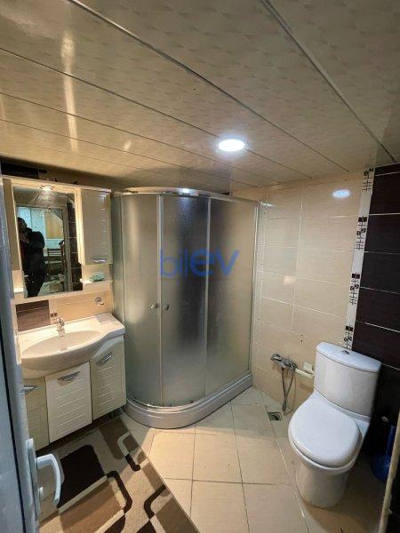 Aylıq Kirayə 4 otaqlı Köhnə Tikili bina evi  140m², Bakı