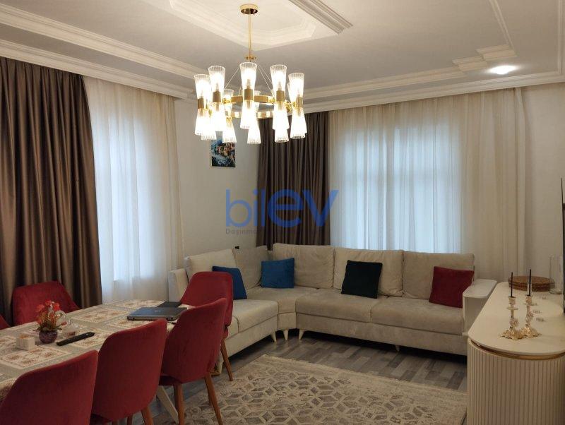 Satış 7 otaqlı Həyət evi  240m², Sumqayıt