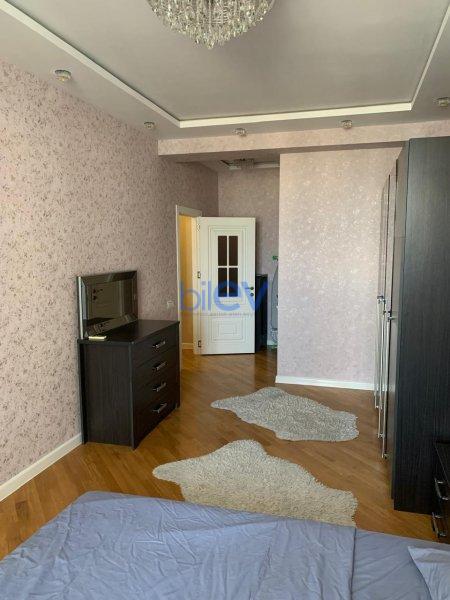 Aylıq Kirayə 2 otaqlı Yeni Tikili bina evi  95m², Bakı