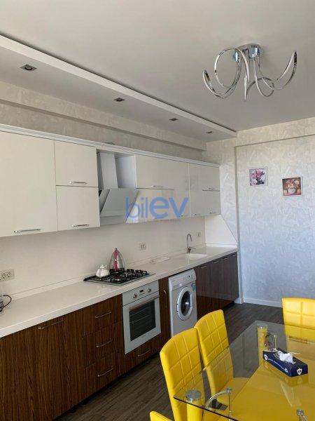 Aylıq Kirayə 2 otaqlı Yeni Tikili bina evi  95m², Bakı