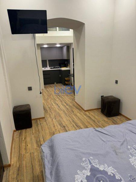 Satış 2 otaqlı Köhnə Tikili bina evi  35m², Bakı