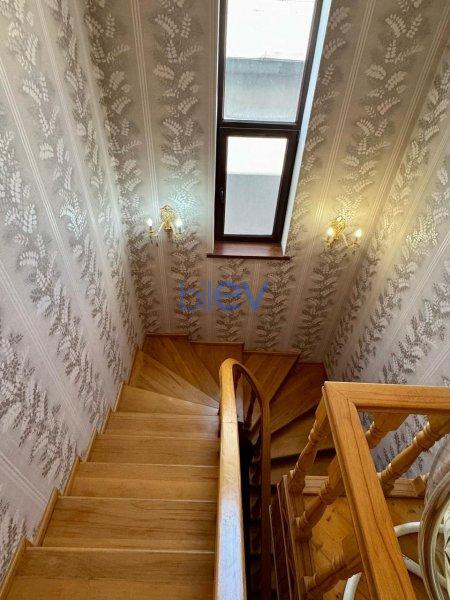 Satış 6 otaqlı Bağ evi  260m², Bakı