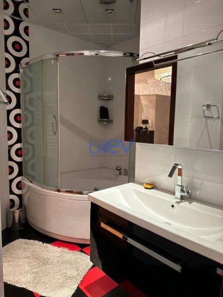 Kirayə (aylıq) 3 otaqlı Yeni Tikili  170m², Bakı
