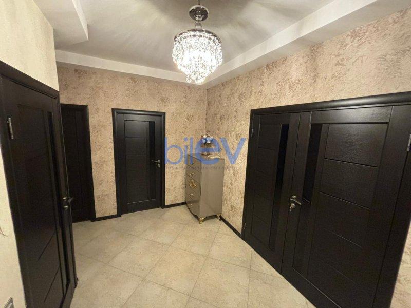 Kirayə (aylıq) 3 otaqlı Yeni Tikili  120m², Bakı