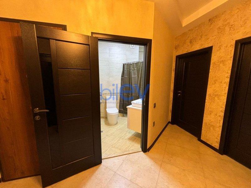 Kirayə (aylıq) 3 otaqlı Yeni Tikili  120m², Bakı