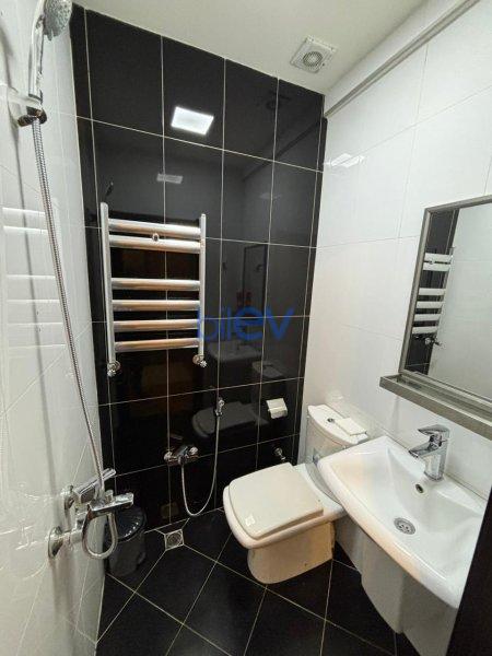 Kirayə (aylıq) 3 otaqlı Yeni Tikili  120m², Bakı