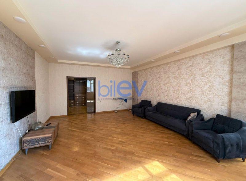 Kirayə (aylıq) 3 otaqlı Yeni Tikili  160m², Bakı
