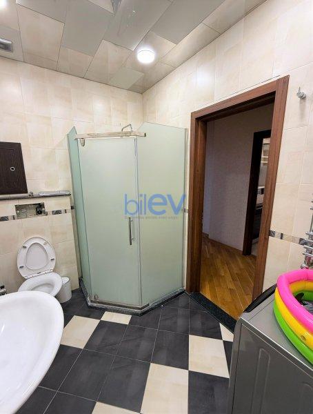 Kirayə (aylıq) 3 otaqlı Yeni Tikili  160m², Bakı