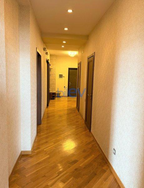 Kirayə (aylıq) 3 otaqlı Yeni Tikili  160m², Bakı