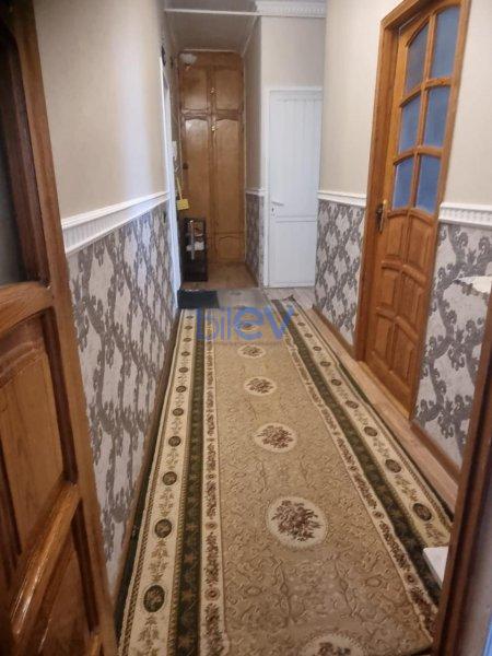 Kirayə (aylıq) 2 otaqlı Köhnə Tikili  75m², Bakı