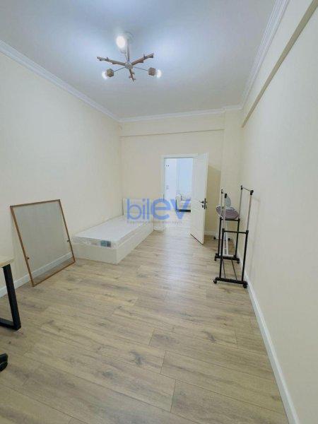 Kirayə (aylıq) 3 otaqlı Yeni Tikili  130m², Bakı