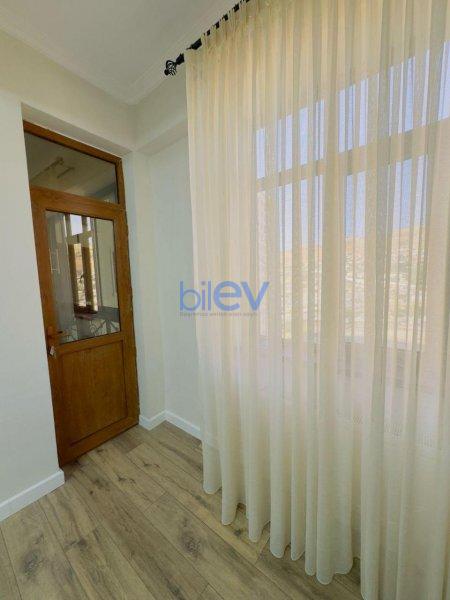 Kirayə (aylıq) 3 otaqlı Yeni Tikili  130m², Bakı
