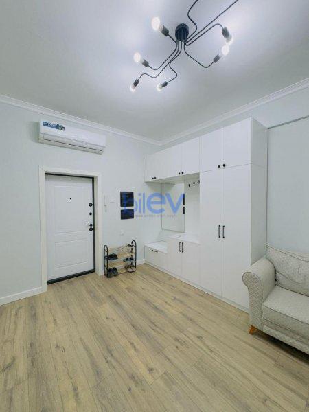 Kirayə (aylıq) 3 otaqlı Yeni Tikili  130m², Bakı