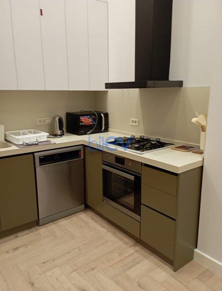 Kirayə (aylıq) 2 otaqlı Yeni Tikili  60m², Bakı