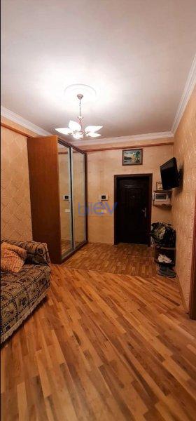 Aylıq Kirayə 3 otaqlı Köhnə Tikili bina evi  95m², Bakı