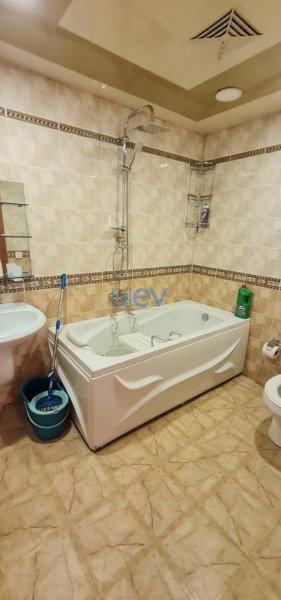 Aylıq Kirayə 3 otaqlı Köhnə Tikili bina evi  95m², Bakı