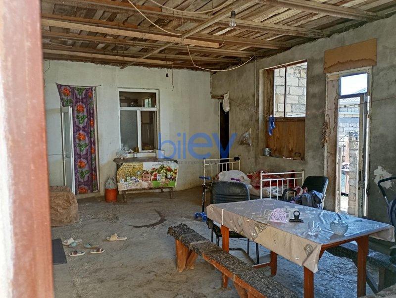 Satılır 4 otaqlı Həyət evi  100m², Bakı