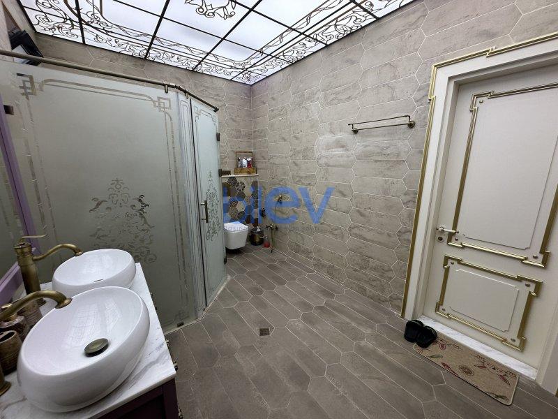 Satılır 5 otaqlı Bağ evi  400m², Bakı