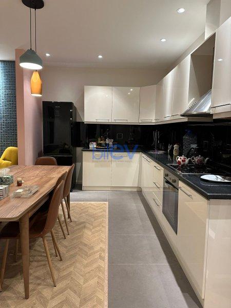 Kirayə (aylıq) 2 otaqlı Yeni Tikili  65m², Bakı