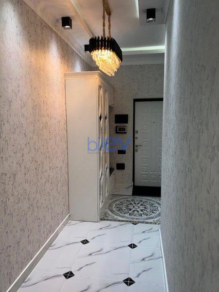 Kirayə (aylıq) 3 otaqlı Yeni Tikili  120m², Bakı
