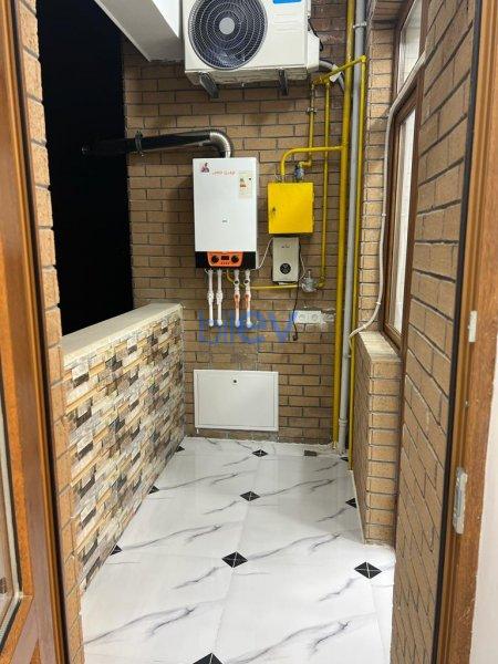 Kirayə (aylıq) 3 otaqlı Yeni Tikili  120m², Bakı