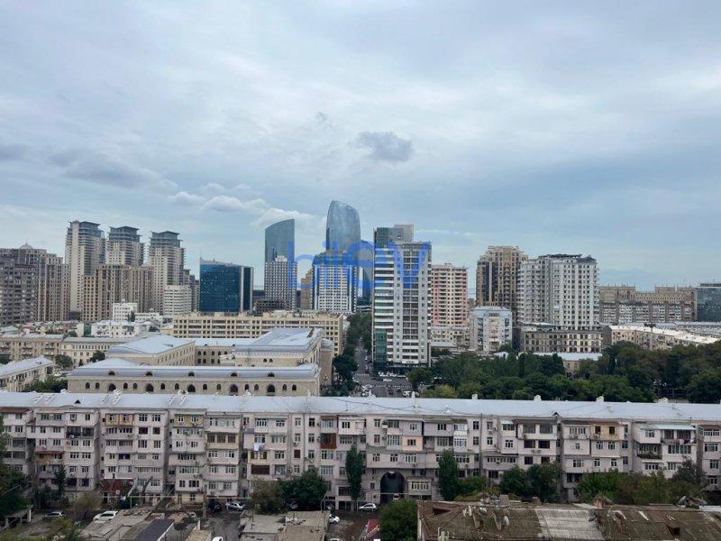 Kirayə (aylıq) 3 otaqlı Yeni Tikili  120m², Bakı