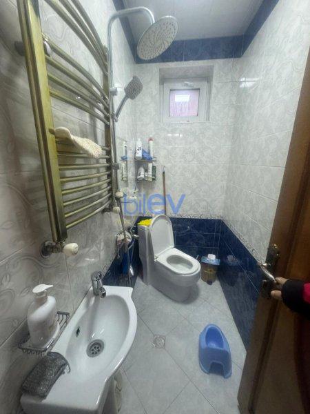 Satılır 10 otaqlı Həyət evi  218m², Bakı