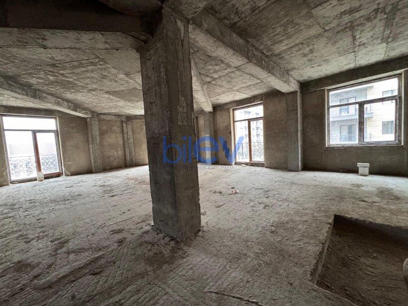 Satılır 4 otaqlı Yeni Tikili  209m², Bakı