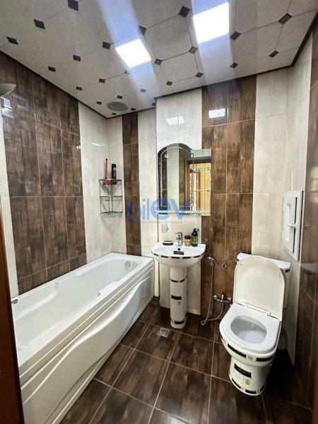 Kirayə (aylıq) 2 otaqlı Yeni Tikili  84m², Bakı