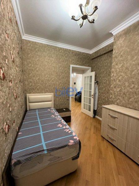 Kirayə (aylıq) 3 otaqlı Yeni Tikili  105m², Bakı