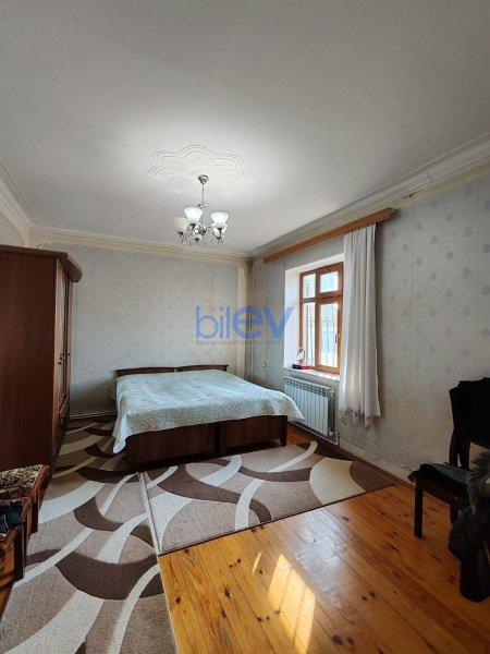 Satılır 7 otaqlı Həyət evi  210m², Bakı